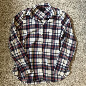 J Crew Women’s Boy Shirt Plaid Flannel Size 4 Navy Red White Pocket Granola USA